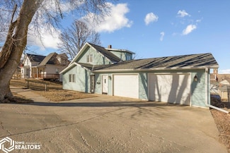 208 Crandall Ave, Panama, IA 51562