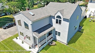 503 Elizabeth St, Oakhurst, NJ 07755