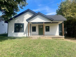 1603 Neathery St, Paris, TX 75460
