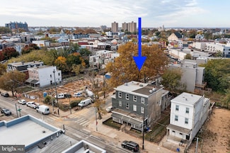 700 N 40th St, Philadelphia, PA 19104