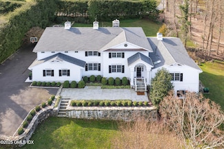 17 Rustic View Rd, Greenwich, CT 06830