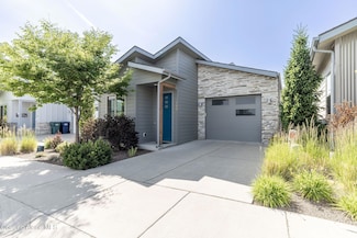 2999 N Casa Ct, Coeur D'Alene, ID 83814