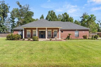 1072 Blackwood Ct, Lake Charles, LA 70611