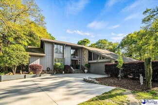 823 Ashley Hall Dr, Florence, SC 29501