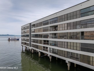 0 Columbia House Condo Unit 25-639, Astoria, OR 97103