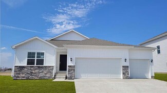 3313 10th Ave SW, Altoona, IA 50009