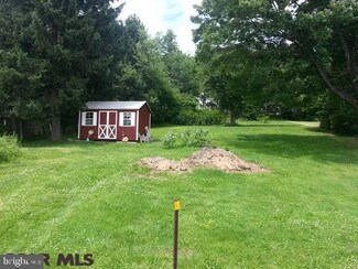 ON Clearfield St, Grassflat, PA 16839