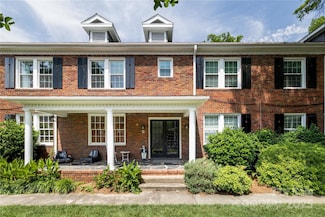 524 Hawthorne Ln, Charlotte, NC 28204