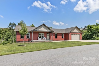 11 S Pine Dr, Weaverville, NC 28701