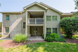 9404 Sundance Dr, Bridgeville, PA 15017