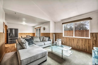 995 Adrian Way, Sparks, NV 89431