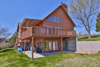 15201 Meadow Ln, Lowell, AR 72745