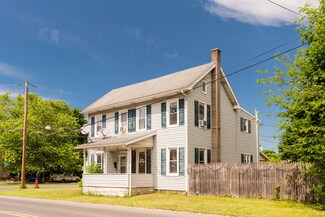 667 Shakespeare Ave, Milton, PA 17847