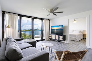 5600 N Flagler Dr Unit 1207, West Palm Beach, FL 33407