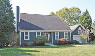 110 Bridle Path Ln, Niles, MI 49120