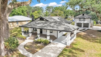 828 E Valencia St, Lakeland, FL 33805