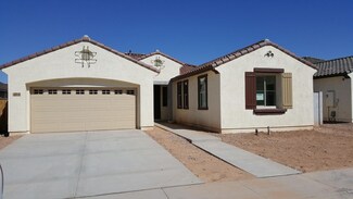 2822 E Russell St, Mesa, AZ 85207