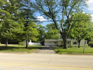8078 North St, Shirland, IL 61079