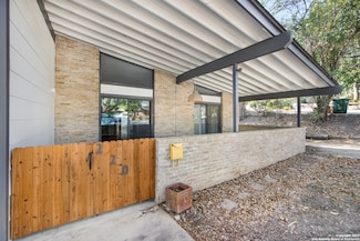 220 Blakeley Dr, San Antonio, TX 78209