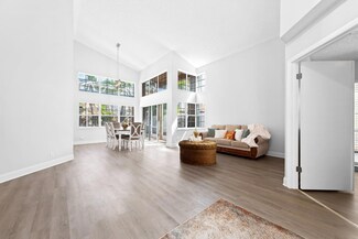 1525 Seabay Rd, Weston, FL 33326
