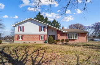 1579 Penbrooke Trail, Dayton, OH 45459