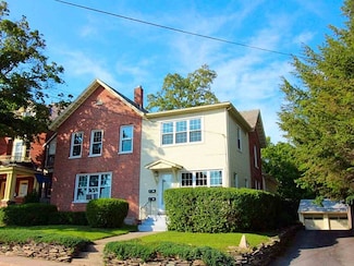 87 E Spring St, Winooski, VT 05404