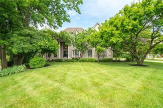 5728 Spinnaker Point, Parkville, MO 64152