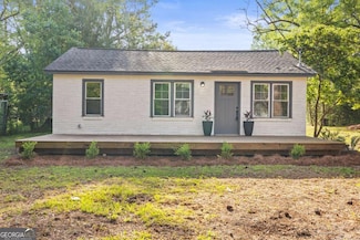 206 Maple St, Bloomingdale, GA 31302