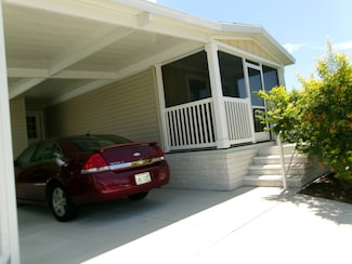 701 Aqui Esta Dr Unit 134, Punta Gorda, FL 33950
