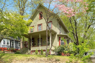 25 Brookville Ave, Ossining, NY 10562
