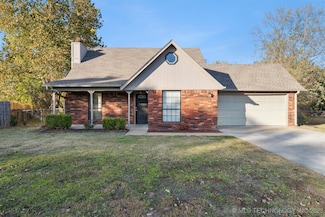 10811 E 101st St N, Owasso, OK 74055