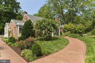 3916 N Dumbarton St, Arlington, VA 22207