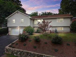 108 Parkview Rd, Waltham, MA 02452