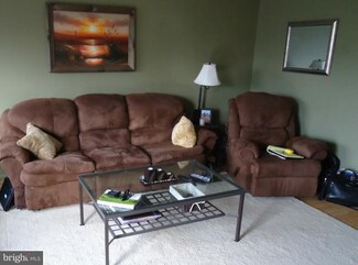 9722 W Midland Way, Fredericksburg, VA 22408