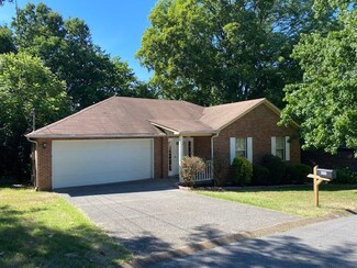 4936 Kilimanjaro Dr, Old Hickory, TN 37138