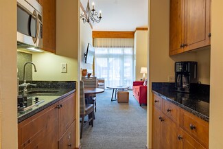 7412 Mountain Rd Unit 138, Stowe, VT 05672