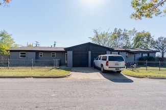 4200 Kenwood Ct, Fort Worth, TX 76103