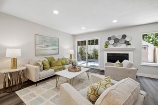 118 Granada Dr, Mountain View, CA 94043