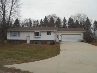 25520 105th St, New Richland, MN 56072