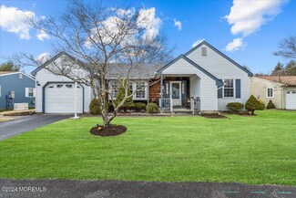 10 Cranston Ct Unit 64, Whiting, NJ 08759