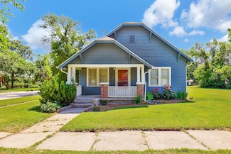 200 S Sedgwick Ave, Burrton, KS 67020