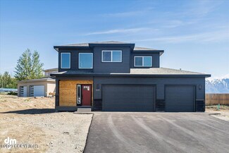 2231 S Crown View Cir, Gateway, AK 99645