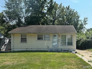 420 Lanark Rd, Saint Louis, MO 63137