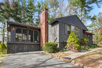 81 Elm St, North Reading, MA 01864