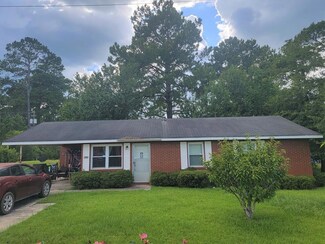 1204 S Gordon Ave, Adel, GA 31620