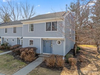 80 La Rue Ln, East Brunswick, NJ 08816