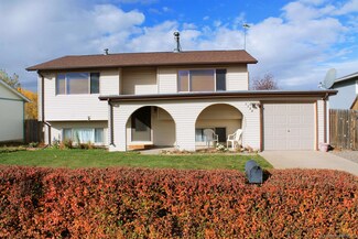 1136 S Cribbon Ave, Cheyenne, WY 82007