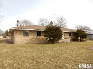 507 Red Bud Ln Unit 1, Auburn, IL 62615