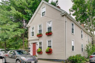 36 Church St, Warren, RI 02885