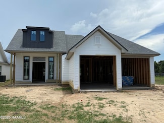139 Lakes Edge Dr, Broussard, LA 70518